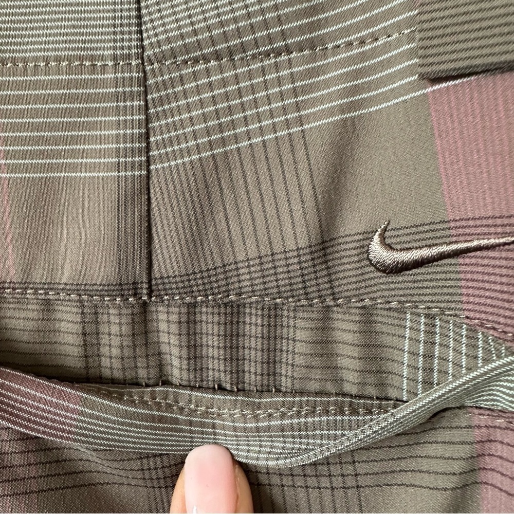Nike woman’s golf shorts - Picture 6 of 10